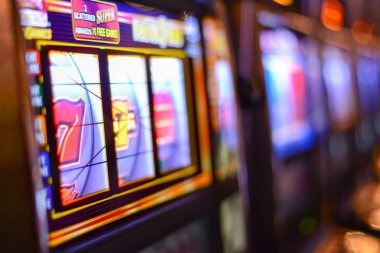 55bet live-dealer studio blackjack table with professional dealer and HD camera setup